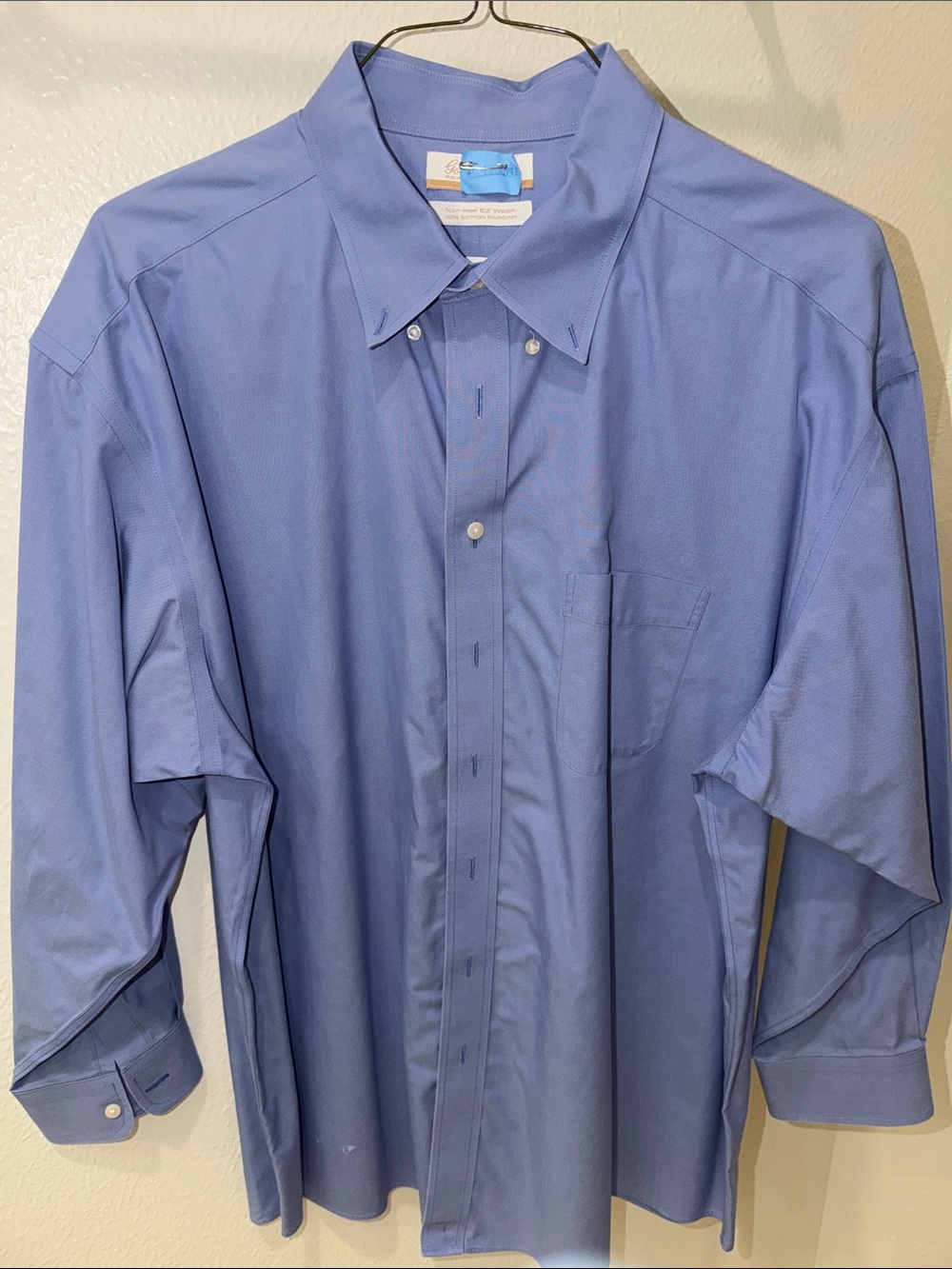 Roundtree & Yorke Men's Light Blue Button-Down Dress Shirt 18/33